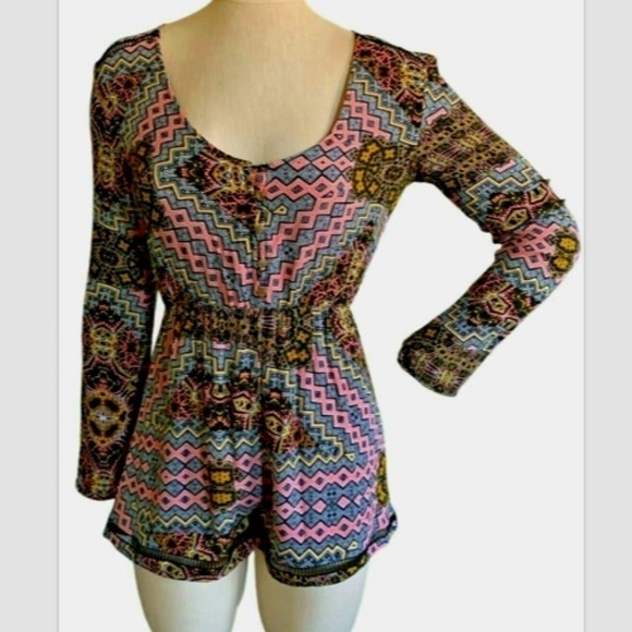 MinkPink Romper BOHO Scoop Neck Long Sleeve Sz S Multicolor #225G - Picture 1 of 11
